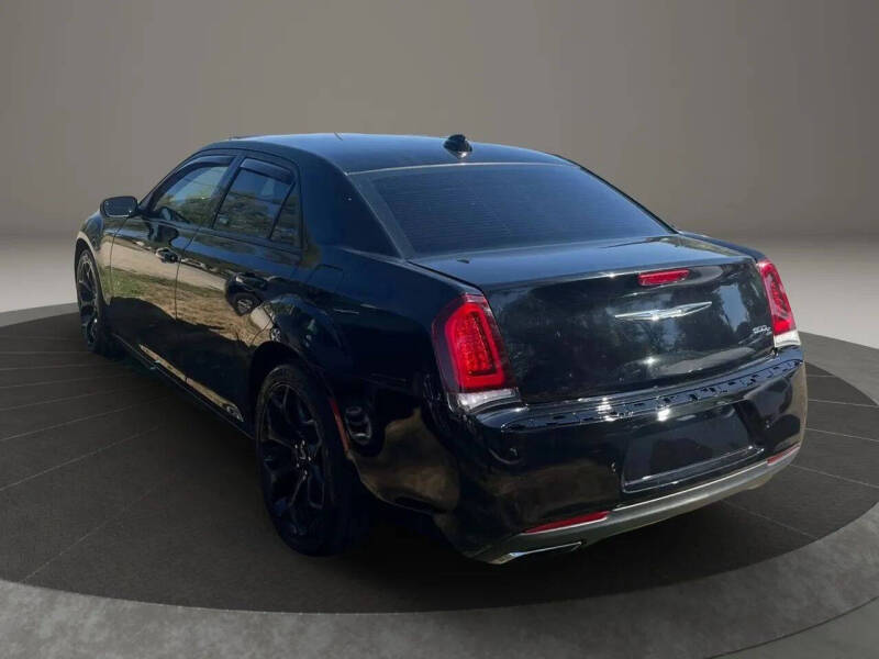 2019 Chrysler 300 S