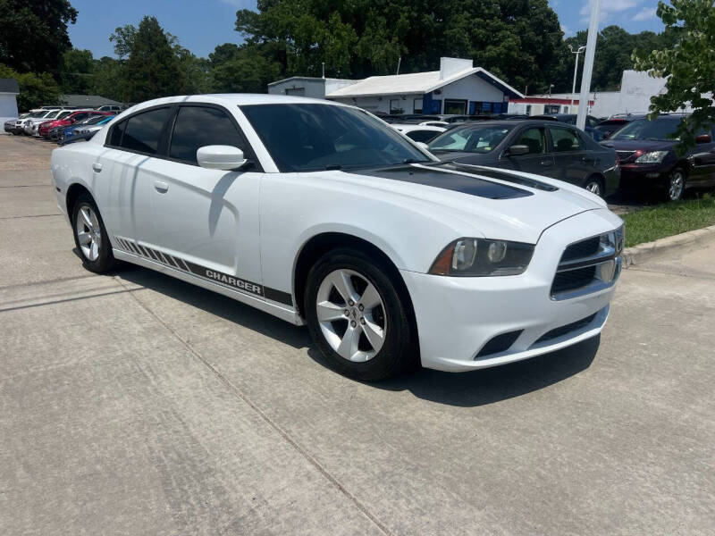 Used 2013 Dodge Charger SE with VIN 2C3CDXBG3DH625177 for sale in Norfolk, VA