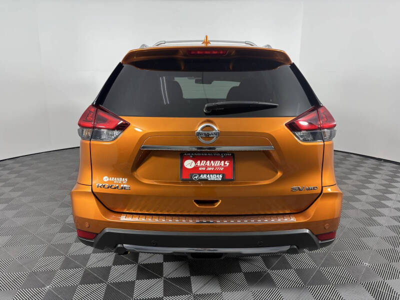 2019 Nissan Rogue SV