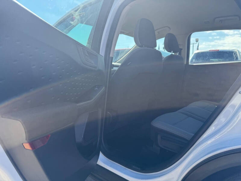 2020 Ford Escape S