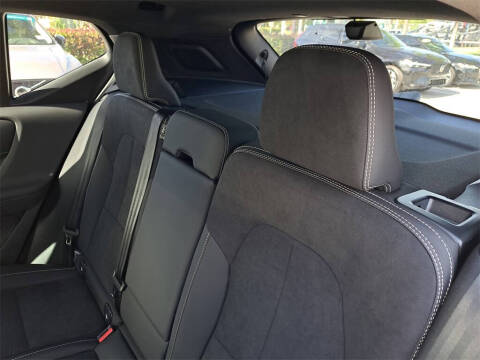 2026 Volvo XC40 B5 Ultra Black Edition