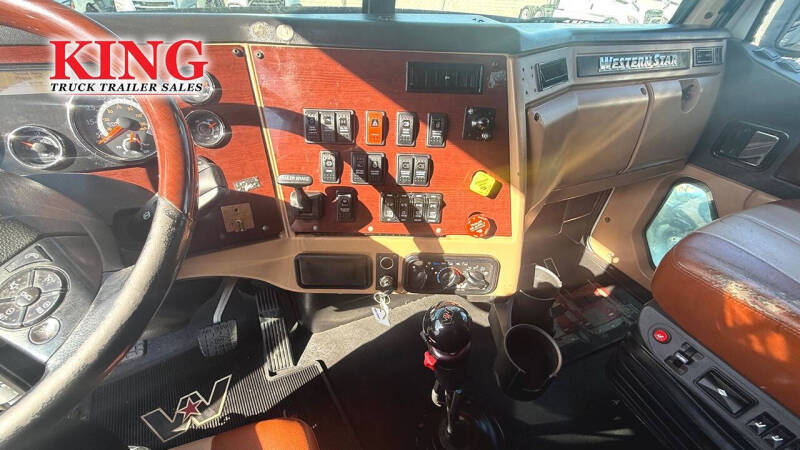 2020 Western Star 5700XE