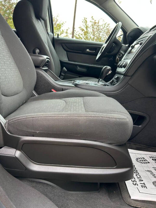 2016 GMC Acadia SLE-1