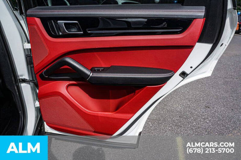 2023 Porsche Cayenne