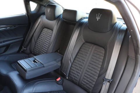 2022 Maserati Quattroporte Modena