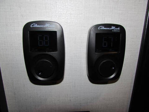 2025 Forest River F320 VIEW