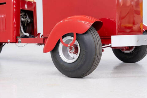 1948 Cushman Model 59 Package Car