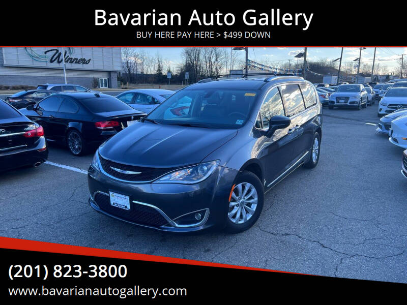 2018 Chrysler Pacifica for sale at Bavarian Auto Gallery in Bayonne NJ