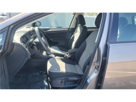 2016 Volkswagen e-Golf SE