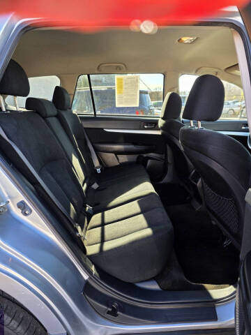 2013 Subaru Outback 2.5i Premium