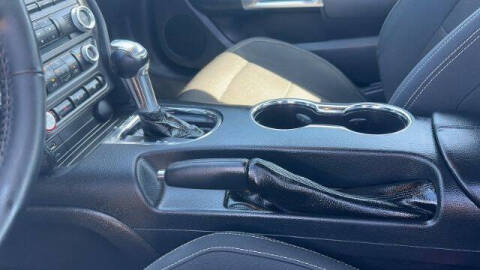 2015 Ford Mustang V6