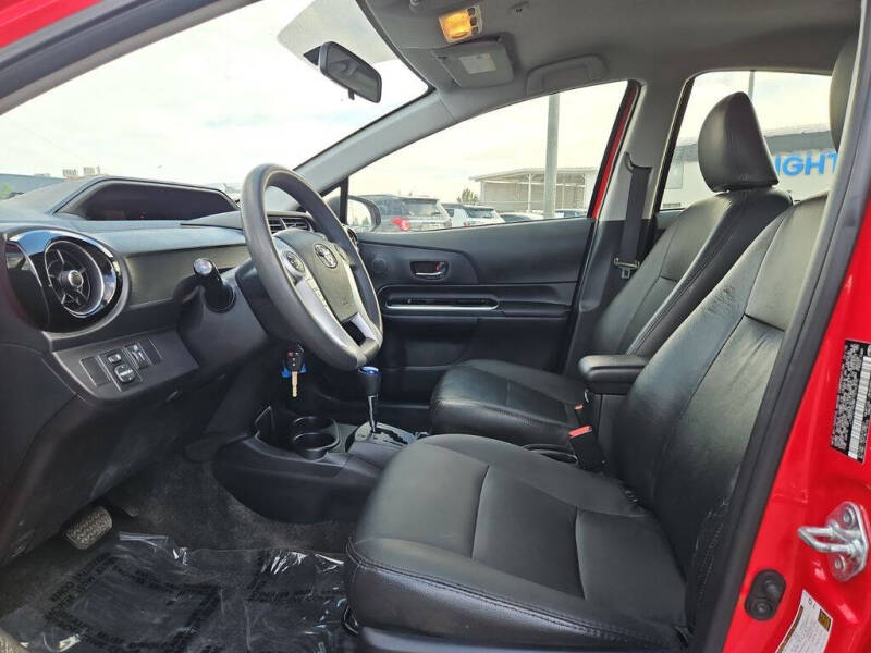 2015 Toyota Prius c Two