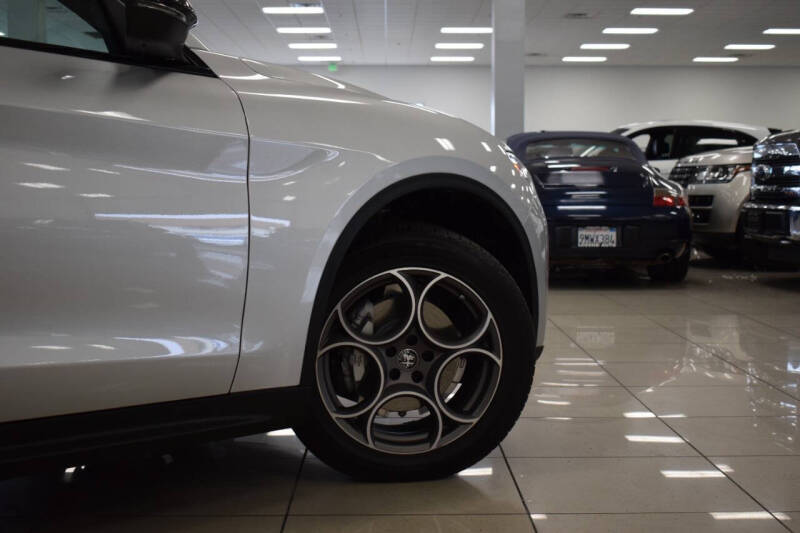 2021 Alfa Romeo Stelvio Sprint