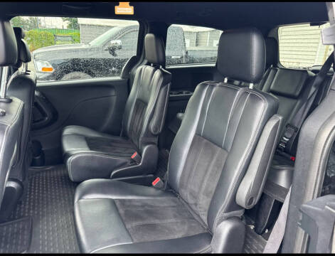 2015 Dodge Grand Caravan SXT Plus