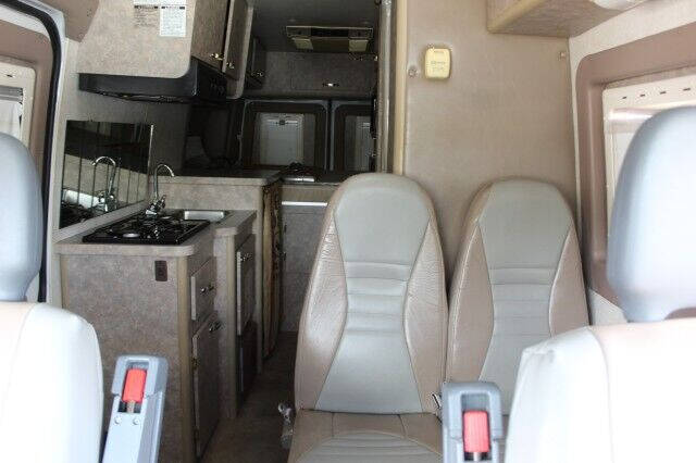 2004 Dodge Sprinter 2500