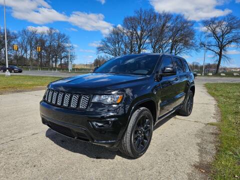 2020 Jeep Grand Cherokee for sale at PLATINUM CAR COMPANY in Detroit MI