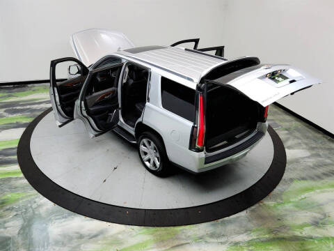 2019 Cadillac Escalade Luxury