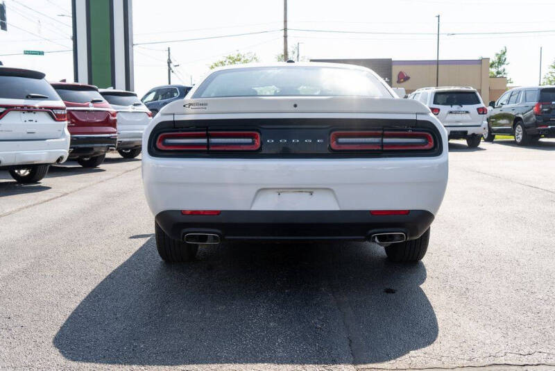 2019 Dodge Challenger SXT