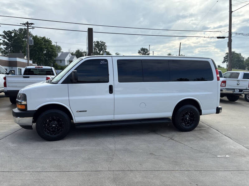 2011 Chevrolet Express LT 3500