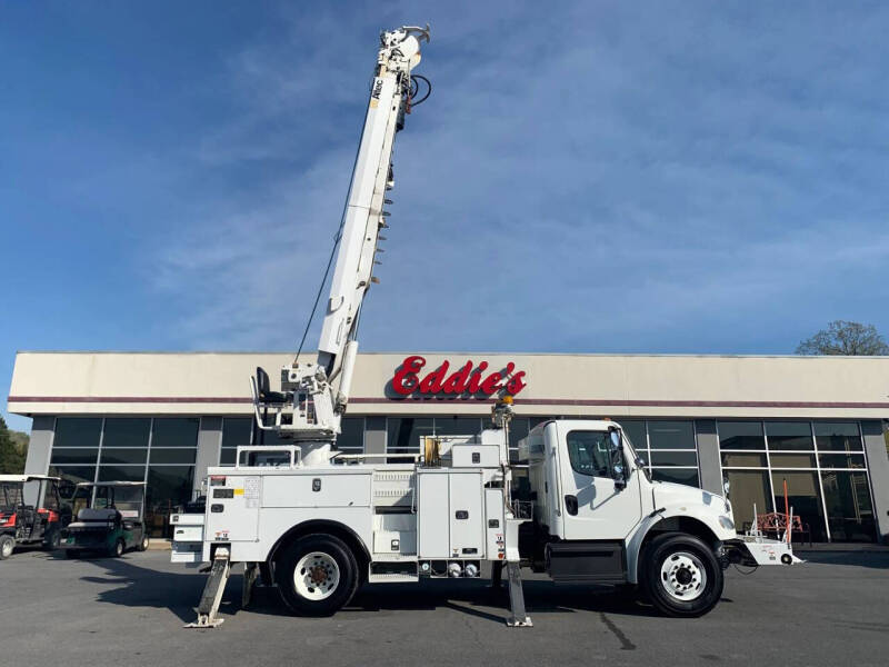 2016 Freightliner M2 106