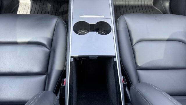 2024 Tesla Model Y Performance