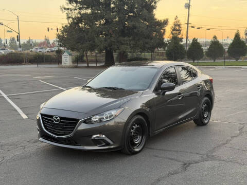 2016 Mazda MAZDA3 i Sport