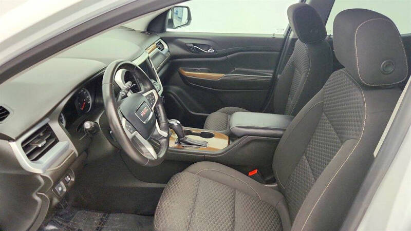 2019 GMC Acadia SLE-1