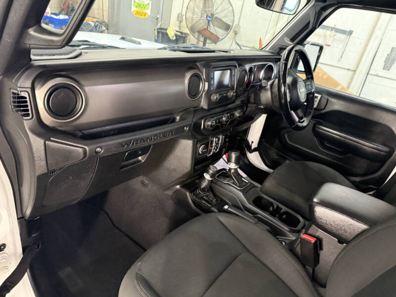 2021 Jeep Wrangler Unlimited Sport RHD