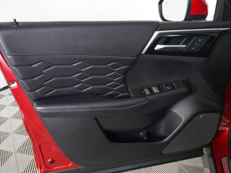 2026 Mitsubishi Outlander SEL