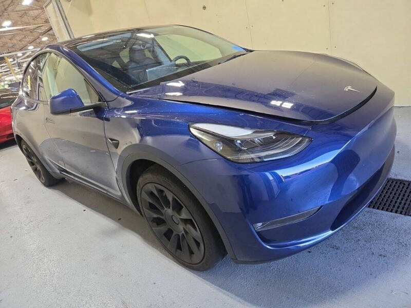 2023 Tesla Model Y Long Range