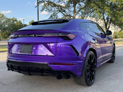 2022 Lamborghini Urus