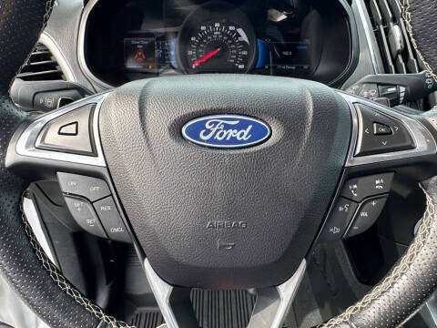 2023 Ford Edge ST