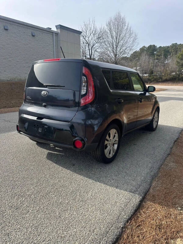 2016 Kia Soul +