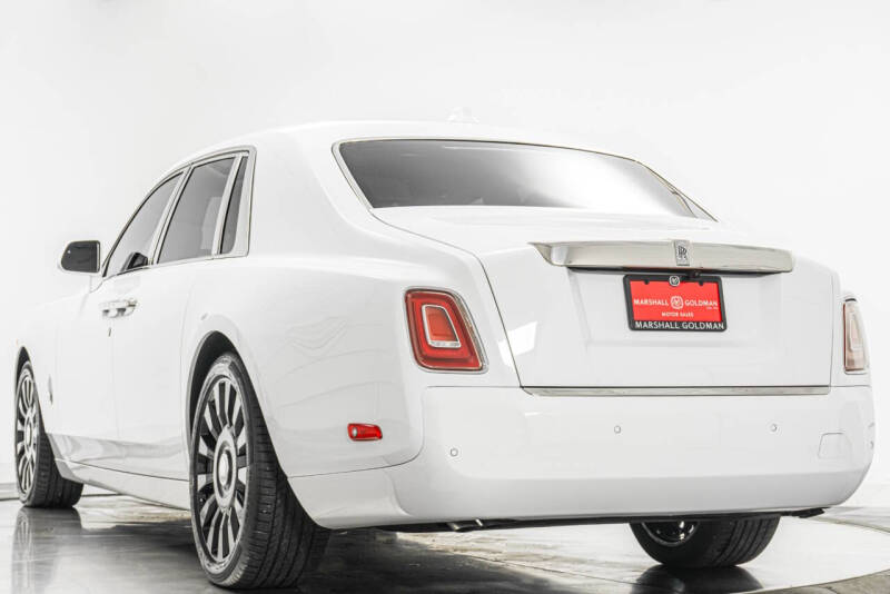 2023 Rolls-Royce Phantom