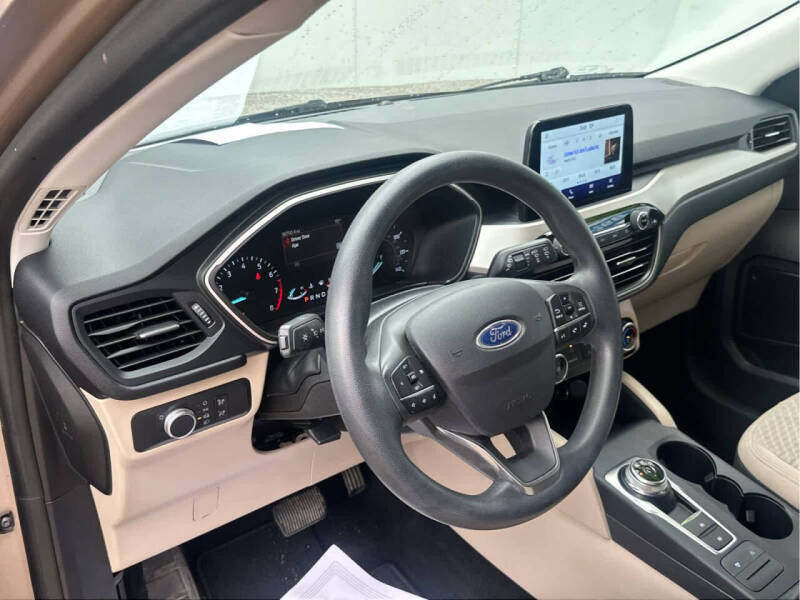 2021 Ford Escape SE