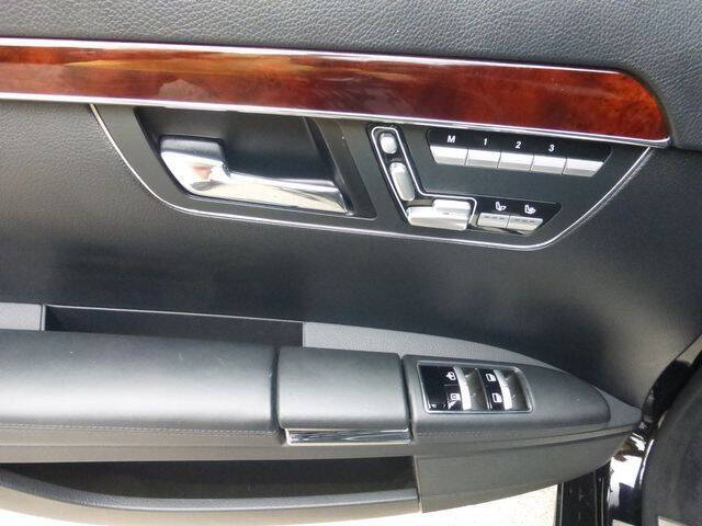 2010 Mercedes-Benz S-Class S 63 AMG