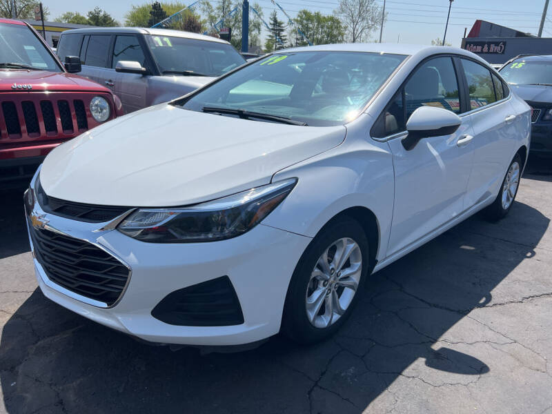 2019 Chevrolet Cruze for sale at Lee's Auto Sales in Garden City MI