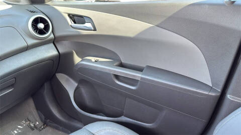 2017 Chevrolet Sonic Premier Auto