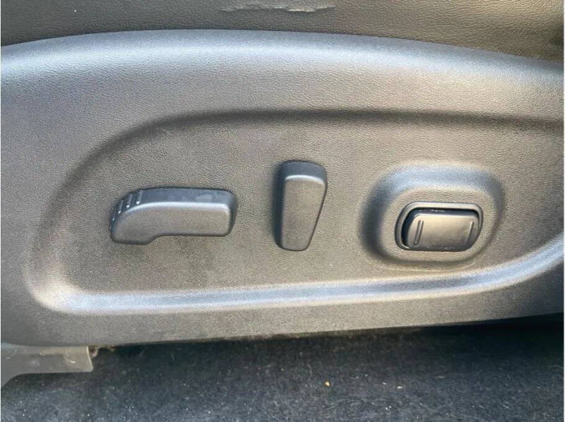 2013 Nissan Pathfinder Platinum