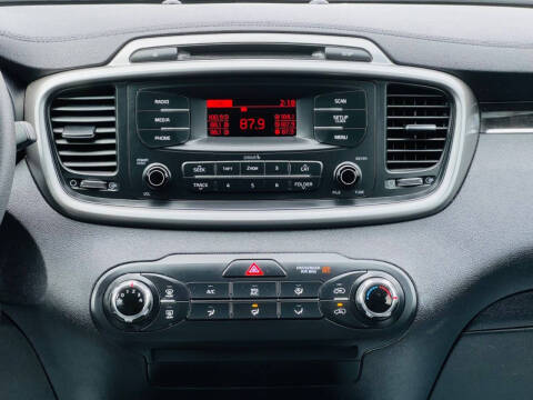 2016 Kia Sorento L
