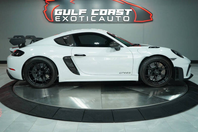 2023 Porsche 718 Cayman GT4 RS