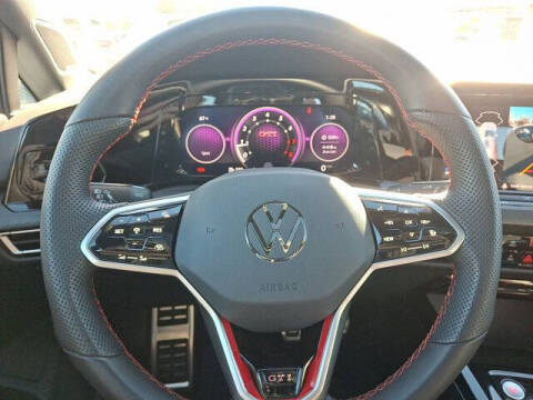 2024 Volkswagen Golf GTI 380 SE