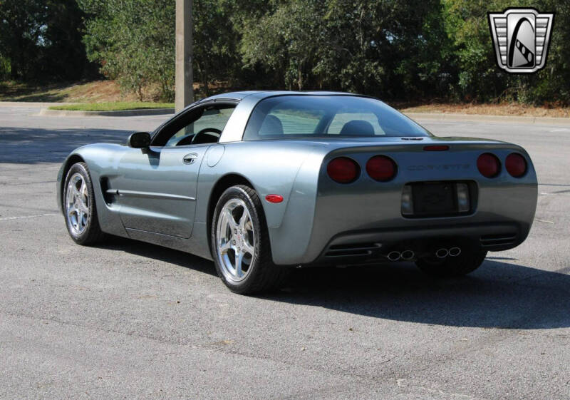 2004 Chevrolet Corvette