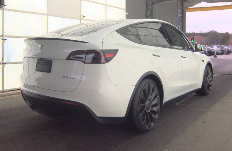 2023 Tesla Model Y Performance