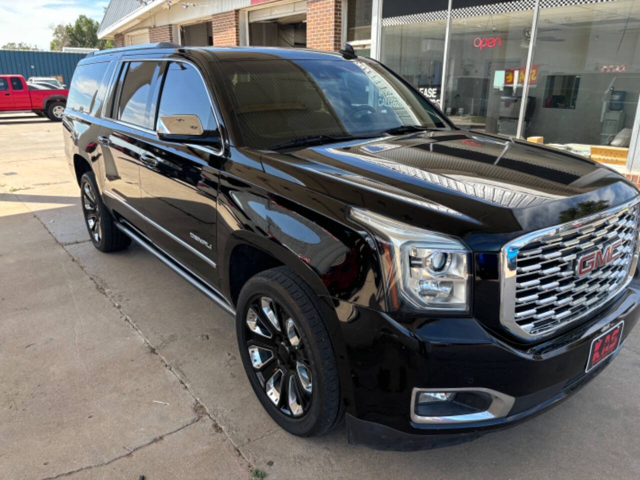 2019 GMC Yukon XL for sale at Kansas Auto Sales in Ulysses, KS