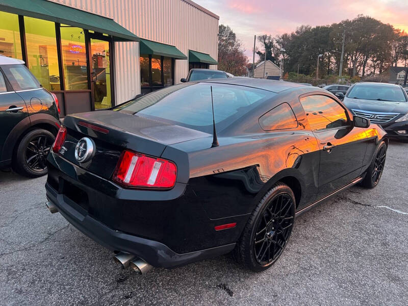 2012 Ford Mustang V6 photo 6