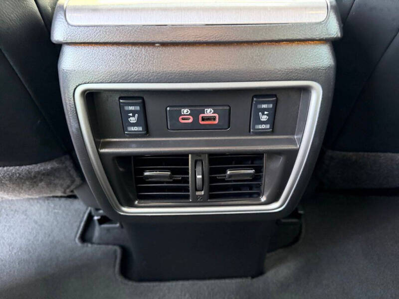 2022 Nissan Murano SL