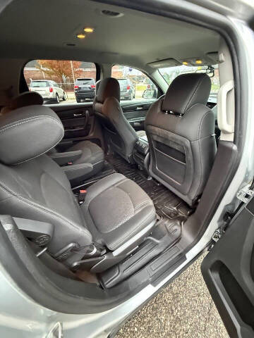 2015 GMC Acadia SLE-2