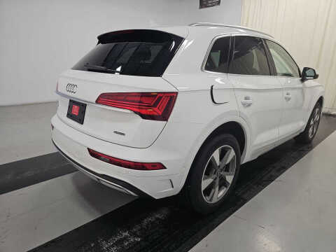 2023 Audi Q5 quattro Prestige 40 TFSI