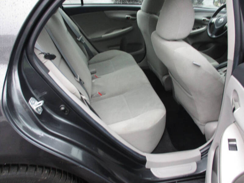 2012 Toyota Corolla LE
